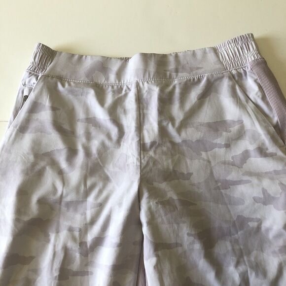 Athleta Brooklyn Lined Jogger Pants Shasta Purple Camo Print Pockets  Size 10 - Picture 12 of 16